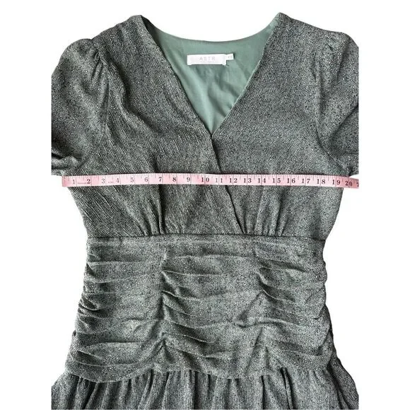 ASTR The Label Green Ruched Ruffle Floral Print Midi Dress - Picture 12 of 13